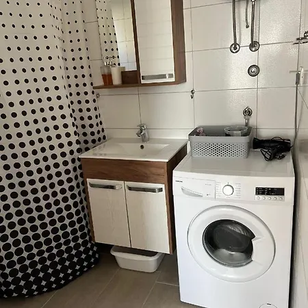 Maria Gloria Apartment *